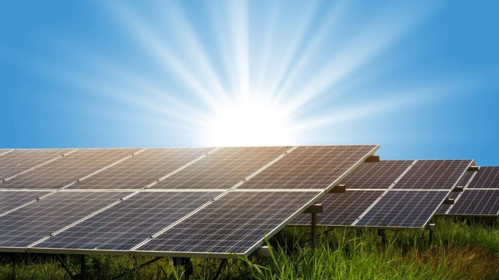 Do Solar Farms Hurt Your Property Value? New Study Reveals Surprising Results 1 Do Solar Farms Hurt Your Property Value