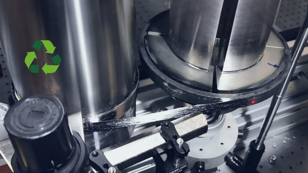 Laser-Assisted Carbon Fibre Recycling 