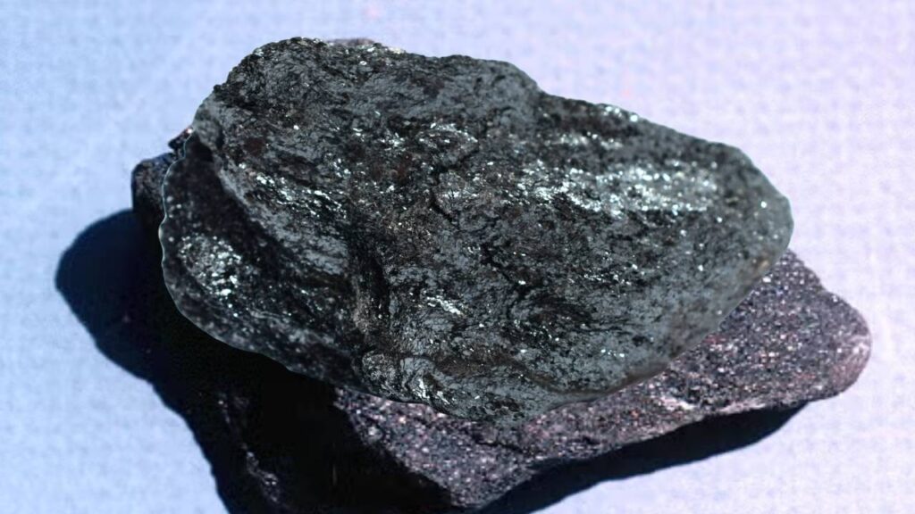 Scientists Rewrite a Material’s Magnetic DNA Using Light: A Groundbreaking Leap in Material Science 3 Hematite